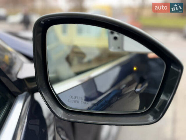 Синий Ягуар Ф-Пейс, объемом двигателя 2 л и пробегом 120 тыс. км за 16000 $, фото 24 на Automoto.ua