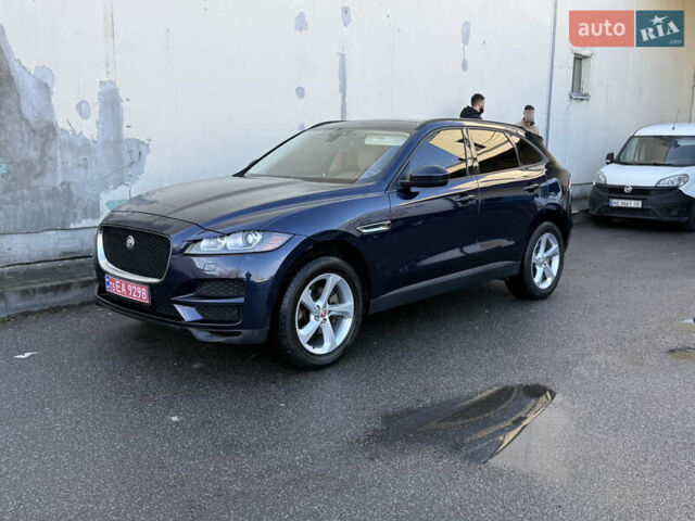Синий Ягуар Ф-Пейс, объемом двигателя 2 л и пробегом 199 тыс. км за 24900 $, фото 1 на Automoto.ua