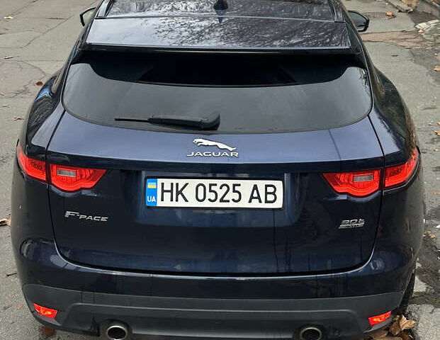 Синий Ягуар Ф-Пейс, объемом двигателя 2 л и пробегом 92 тыс. км за 16999 $, фото 6 на Automoto.ua