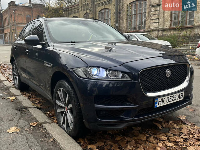 Синий Ягуар Ф-Пейс, объемом двигателя 2 л и пробегом 92 тыс. км за 16999 $, фото 4 на Automoto.ua