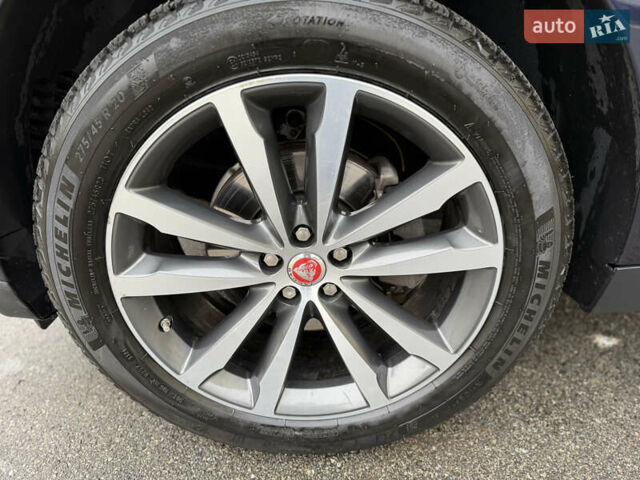 Синий Ягуар Ф-Пейс, объемом двигателя 2 л и пробегом 120 тыс. км за 16000 $, фото 12 на Automoto.ua