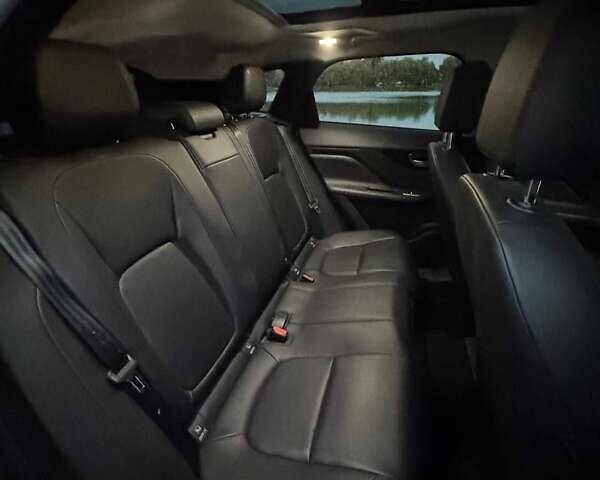 Ягуар Ф-Пейс 2017 у Рівному на Automoto.ua Синій Ягуар Ф-Пейс, об'ємом двигуна 2 л та пробігом 119 тис. км за 16300 $, фото 15 на Automoto.ua