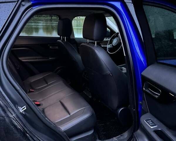Ягуар Ф-Пейс 2017 у Рівному на Automoto.ua Синій Ягуар Ф-Пейс, об'ємом двигуна 2 л та пробігом 119 тис. км за 16300 $, фото 26 на Automoto.ua
