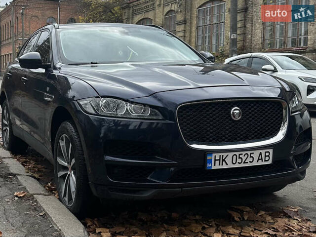 Синий Ягуар Ф-Пейс, объемом двигателя 2 л и пробегом 92 тыс. км за 16999 $, фото 3 на Automoto.ua