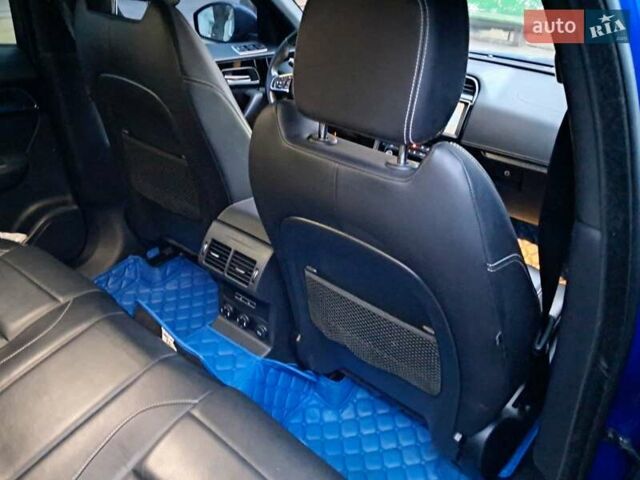 Синий Ягуар Ф-Пейс, объемом двигателя 3 л и пробегом 116 тыс. км за 24900 $, фото 4 на Automoto.ua