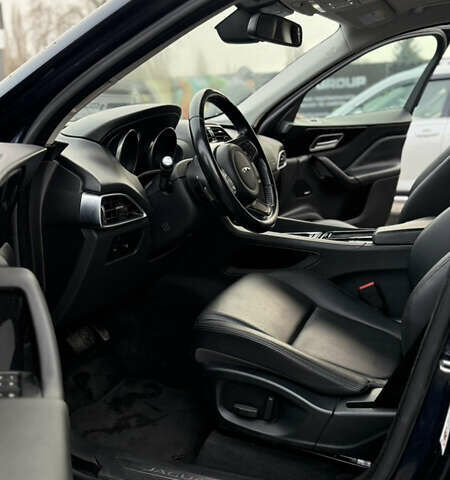 Синій Ягуар Ф-Пейс, об'ємом двигуна 2 л та пробігом 116 тис. км за 29000 $, фото 13 на Automoto.ua