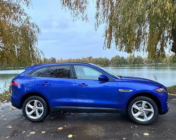 Ягуар Ф-Пейс 2017 у Рівному на Automoto.ua Синій Ягуар Ф-Пейс, об'ємом двигуна 2 л та пробігом 119 тис. км за 16300 $, фото 3 на Automoto.ua