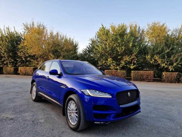 Синій Ягуар Ф-Пейс, об'ємом двигуна 2 л та пробігом 85 тис. км за 19500 $, фото 1 на Automoto.ua