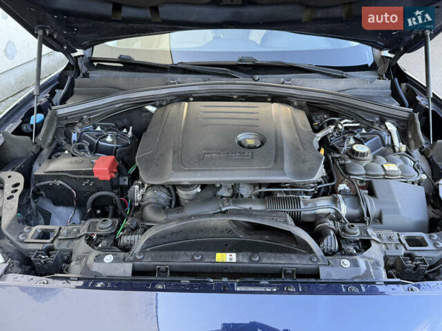 Синий Ягуар Ф-Пейс, объемом двигателя 2 л и пробегом 199 тыс. км за 26500 $, фото 3 на Automoto.ua