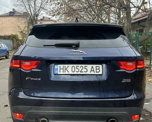 Синий Ягуар Ф-Пейс, объемом двигателя 2 л и пробегом 92 тыс. км за 16999 $, фото 5 на Automoto.ua