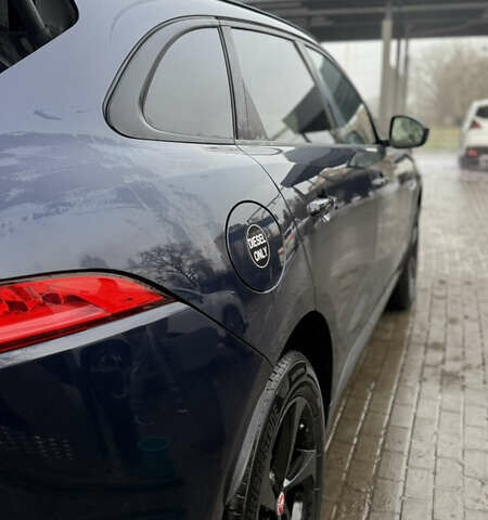 Синій Ягуар Ф-Пейс, об'ємом двигуна 2 л та пробігом 116 тис. км за 29000 $, фото 6 на Automoto.ua