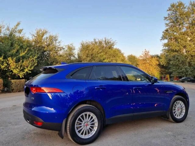 Синій Ягуар Ф-Пейс, об'ємом двигуна 2 л та пробігом 85 тис. км за 19500 $, фото 4 на Automoto.ua