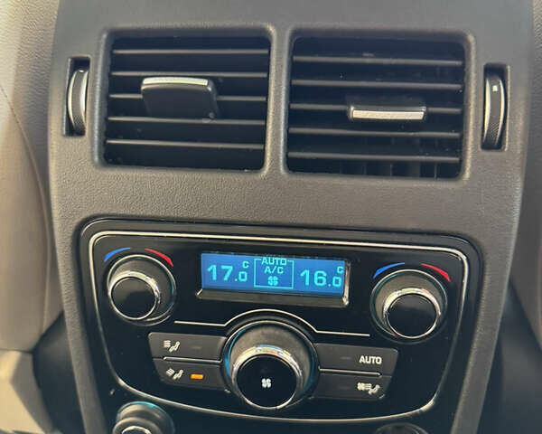 Синій Ягуар Ф-Пейс, об'ємом двигуна 3 л та пробігом 69 тис. км за 29000 $, фото 31 на Automoto.ua