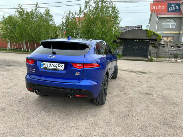 Синий Ягуар Ф-Пейс, объемом двигателя 3 л и пробегом 30 тыс. км за 41700 $, фото 4 на Automoto.ua