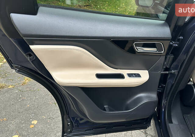 Ягуар Ф-Пейс 2018 у Дубно на Automoto.ua Синій Ягуар Ф-Пейс, об'ємом двигуна 2 л та пробігом 140 тис. км за 16999 $, фото 12 на Automoto.ua
