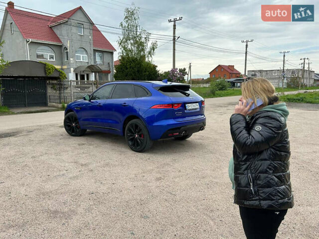 Синий Ягуар Ф-Пейс, объемом двигателя 3 л и пробегом 30 тыс. км за 41700 $, фото 13 на Automoto.ua