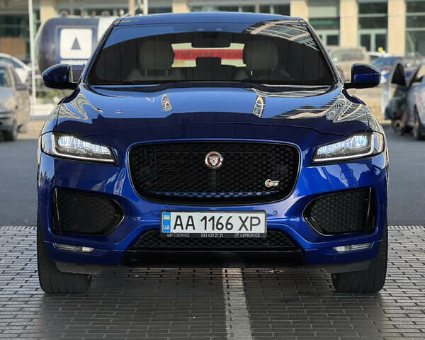 Синій Ягуар Ф-Пейс, об'ємом двигуна 3 л та пробігом 69 тис. км за 29000 $, фото 1 на Automoto.ua