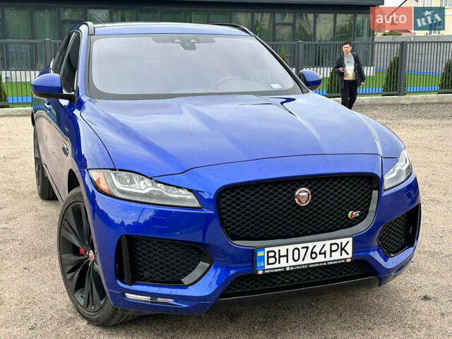 Синий Ягуар Ф-Пейс, объемом двигателя 3 л и пробегом 30 тыс. км за 41700 $, фото 9 на Automoto.ua