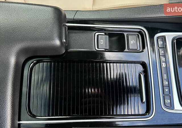 Ягуар Ф-Пейс 2018 у Дубно на Automoto.ua Синій Ягуар Ф-Пейс, об'ємом двигуна 2 л та пробігом 140 тис. км за 16999 $, фото 29 на Automoto.ua