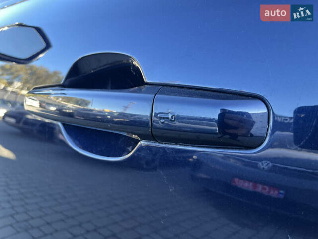 Синий Ягуар Ф-Пейс, объемом двигателя 2 л и пробегом 88 тыс. км за 17800 $, фото 11 на Automoto.ua