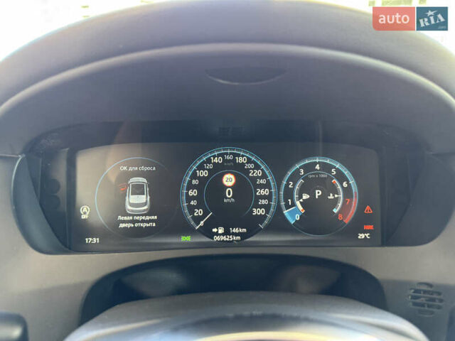 Синій Ягуар Ф-Пейс, об'ємом двигуна 3 л та пробігом 69 тис. км за 29000 $, фото 23 на Automoto.ua