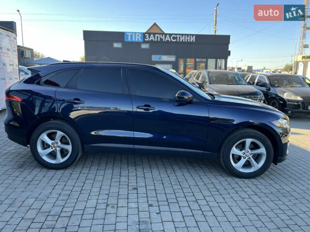 Синий Ягуар Ф-Пейс, объемом двигателя 2 л и пробегом 88 тыс. км за 17800 $, фото 3 на Automoto.ua
