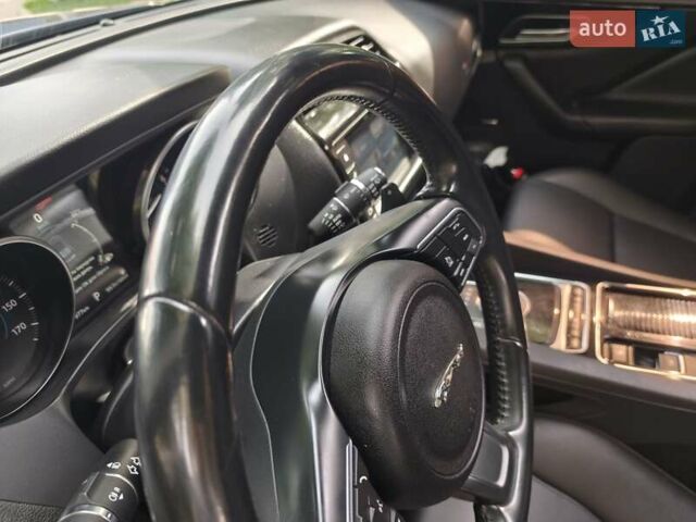 Синій Ягуар Ф-Пейс, об'ємом двигуна 2 л та пробігом 88 тис. км за 17850 $, фото 18 на Automoto.ua