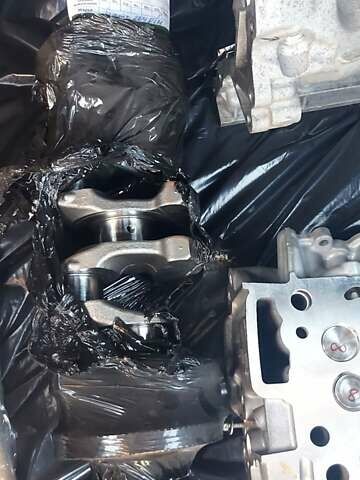 Синий Ягуар Ф-Пейс, объемом двигателя 2 л и пробегом 136 тыс. км за 25400 $, фото 4 на Automoto.ua