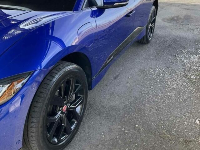 Синий Ягуар Ф-Пейс, объемом двигателя 0 л и пробегом 57 тыс. км за 34000 $, фото 6 на Automoto.ua