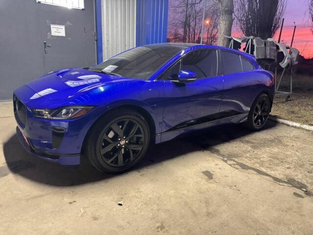 Синий Ягуар Ф-Пейс, объемом двигателя 0 л и пробегом 57 тыс. км за 34000 $, фото 1 на Automoto.ua