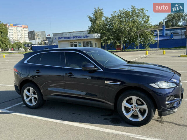 Синій Ягуар Ф-Пейс, об'ємом двигуна 2 л та пробігом 96 тис. км за 32000 $, фото 2 на Automoto.ua
