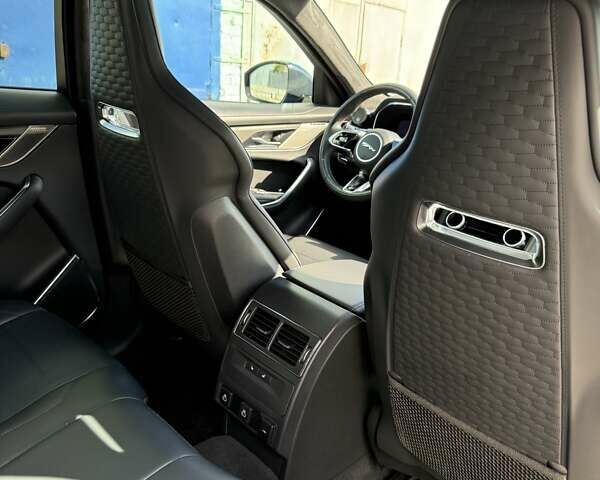 Синій Ягуар Ф-Пейс, об'ємом двигуна 5 л та пробігом 45 тис. км за 75500 $, фото 45 на Automoto.ua