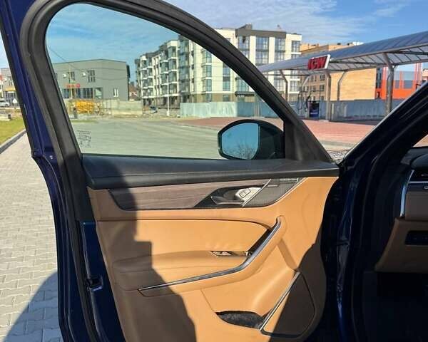 Синий Ягуар Ф-Пейс, объемом двигателя 2 л и пробегом 60 тыс. км за 32000 $, фото 23 на Automoto.ua