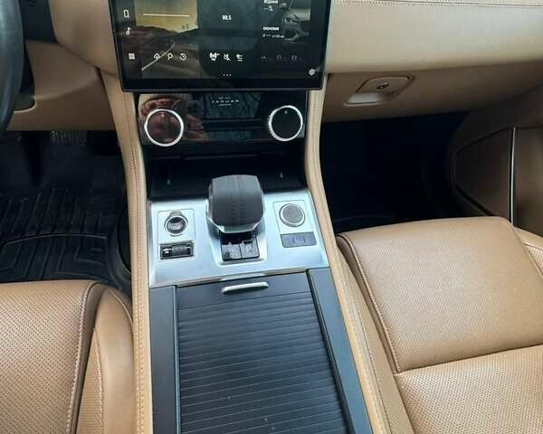 Синій Ягуар Ф-Пейс, об'ємом двигуна 2 л та пробігом 61 тис. км за 32000 $, фото 13 на Automoto.ua