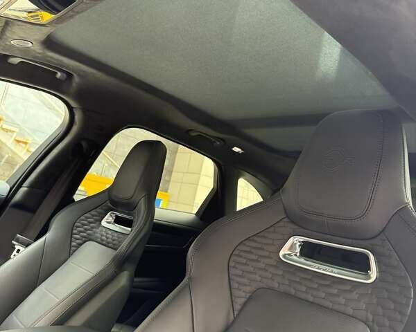 Синій Ягуар Ф-Пейс, об'ємом двигуна 5 л та пробігом 45 тис. км за 75500 $, фото 26 на Automoto.ua