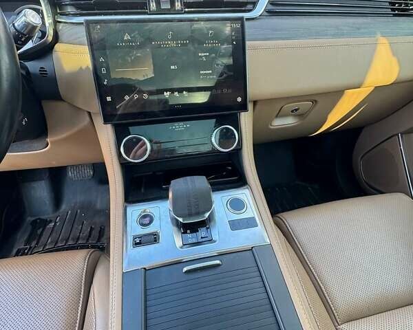 Синий Ягуар Ф-Пейс, объемом двигателя 2 л и пробегом 60 тыс. км за 32000 $, фото 16 на Automoto.ua