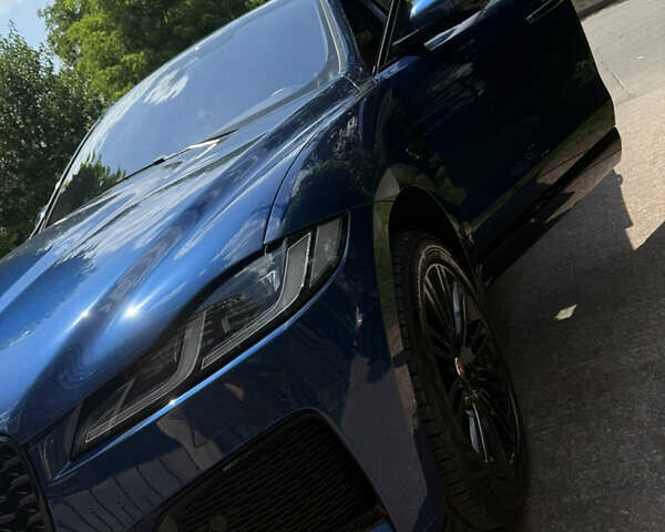 Синій Ягуар Ф-Пейс, об'ємом двигуна 3 л та пробігом 42 тис. км за 58800 $, фото 1 на Automoto.ua