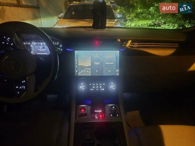 Ягуар Ф-Пейс 2022 в Киеве на Automoto.ua Синий Ягуар Ф-Пейс, объемом двигателя 2 л и пробегом 39 тыс. км за 44500 $, фото 17 на Automoto.ua