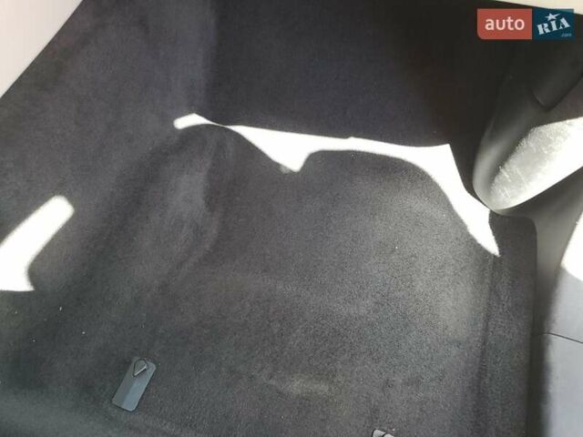 Синий Ягуар Ф-Пейс, объемом двигателя 2 л и пробегом 25 тыс. км за 12050 $, фото 7 на Automoto.ua