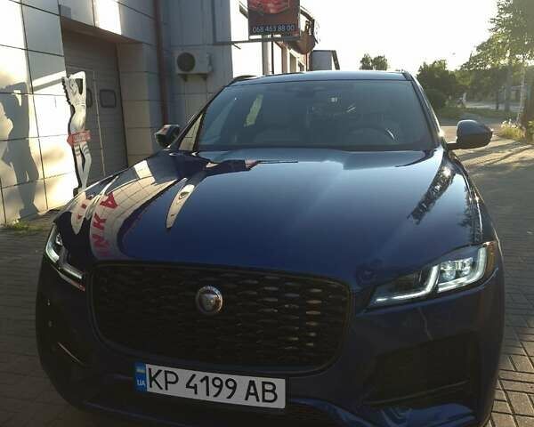 Ягуар Ф-Пейс 2022 в Киеве на Automoto.ua Синий Ягуар Ф-Пейс, объемом двигателя 2 л и пробегом 39 тыс. км за 44500 $, фото 3 на Automoto.ua