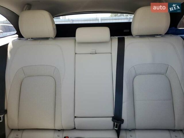 Синий Ягуар Ф-Пейс, объемом двигателя 2 л и пробегом 25 тыс. км за 12050 $, фото 9 на Automoto.ua