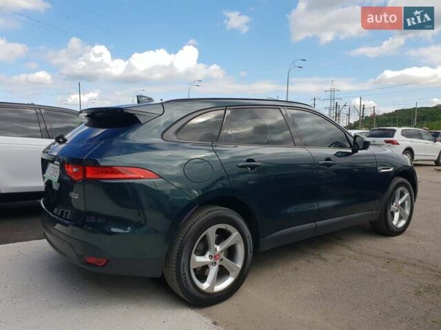 Зеленый Ягуар Ф-Пейс, объемом двигателя 2 л и пробегом 65 тыс. км за 30000 $, фото 1 на Automoto.ua