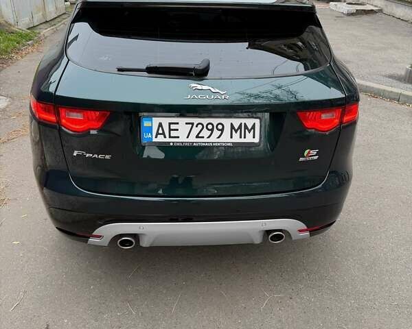 Зеленый Ягуар Ф-Пейс, объемом двигателя 2.99 л и пробегом 143 тыс. км за 28000 $, фото 6 на Automoto.ua