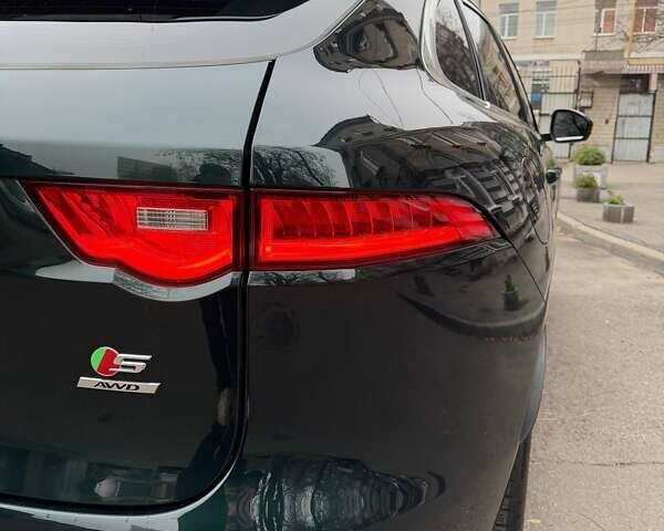 Зеленый Ягуар Ф-Пейс, объемом двигателя 2.99 л и пробегом 143 тыс. км за 28000 $, фото 8 на Automoto.ua