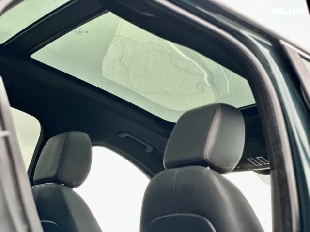 Зеленый Ягуар Ф-Пейс, объемом двигателя 2 л и пробегом 131 тыс. км за 18700 $, фото 19 на Automoto.ua