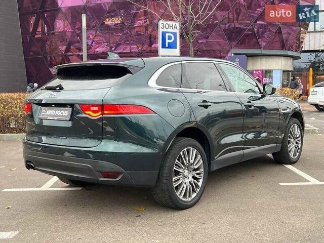 Зеленый Ягуар Ф-Пейс, объемом двигателя 2 л и пробегом 115 тыс. км за 22990 $, фото 7 на Automoto.ua