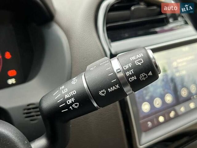 Зеленый Ягуар Ф-Пейс, объемом двигателя 2 л и пробегом 115 тыс. км за 22990 $, фото 23 на Automoto.ua