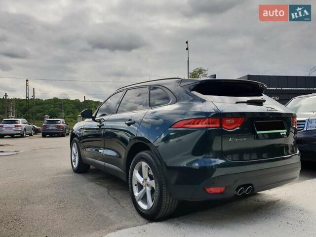 Зеленый Ягуар Ф-Пейс, объемом двигателя 2 л и пробегом 65 тыс. км за 30000 $, фото 2 на Automoto.ua