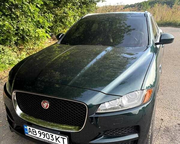 Зелений Ягуар Ф-Пейс, об'ємом двигуна 2 л та пробігом 126 тис. км за 26000 $, фото 9 на Automoto.ua