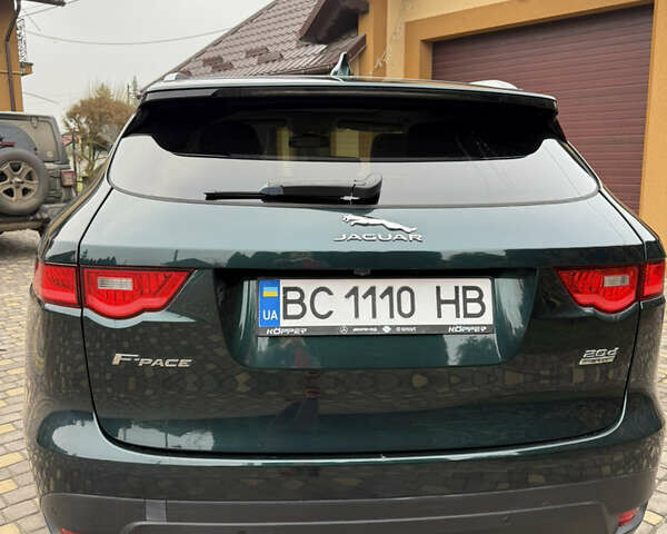 Зеленый Ягуар Ф-Пейс, объемом двигателя 2 л и пробегом 146 тыс. км за 19000 $, фото 3 на Automoto.ua